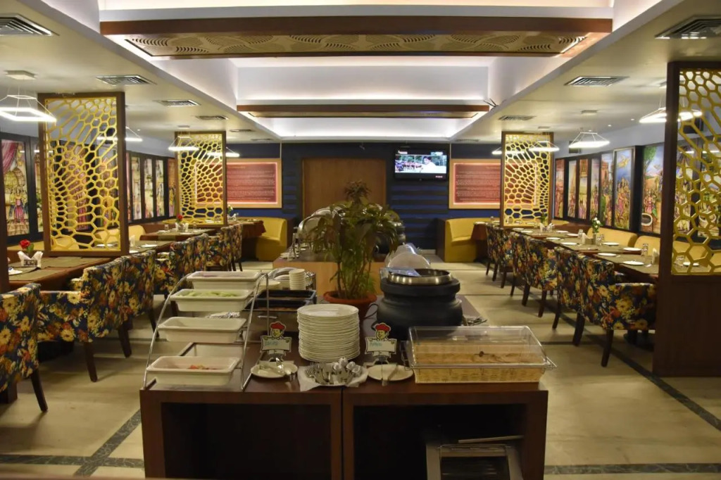 Hotel Pushpak