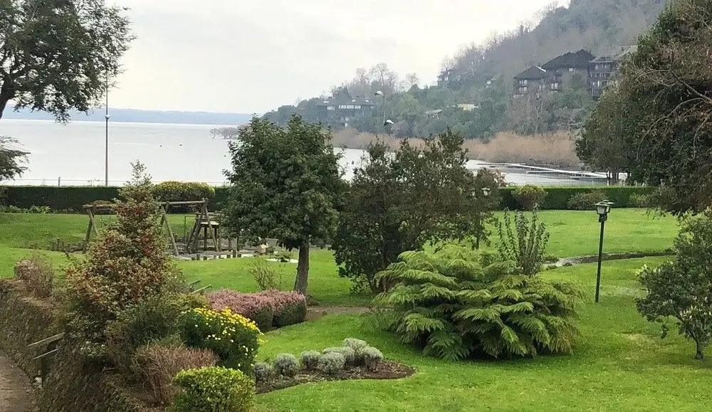 Depto Vista Lago y Jardines
