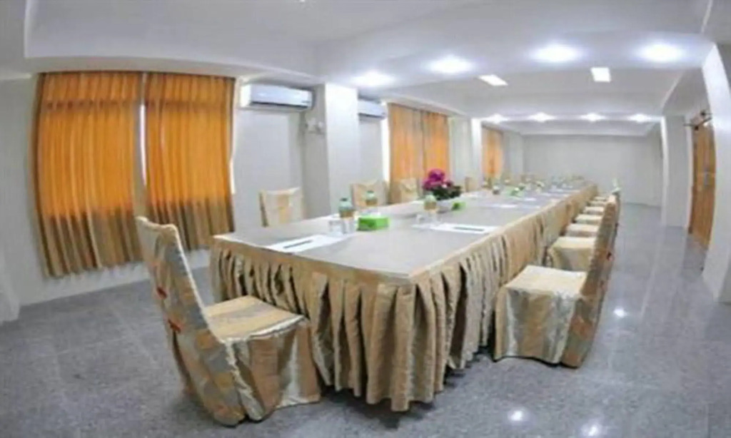 Shwe Phyu Hotel