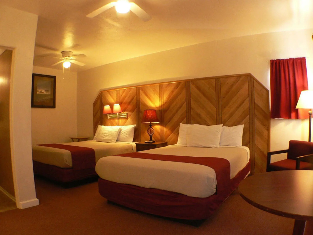 Desert View Inn