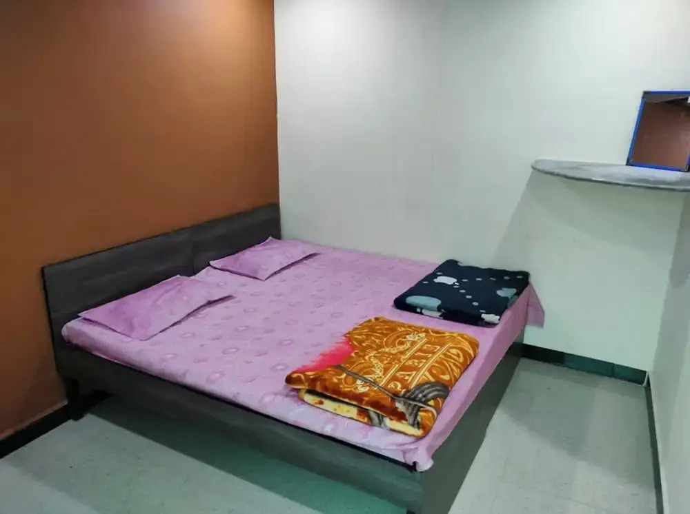 Kailash kuti Guest House