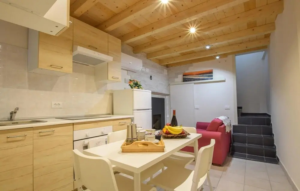 Amazing Apartment in Monte Isola With 2 Bedrooms and Wifi