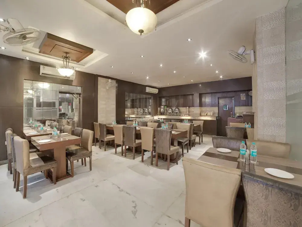 OYO 29752 Hotel Copper
