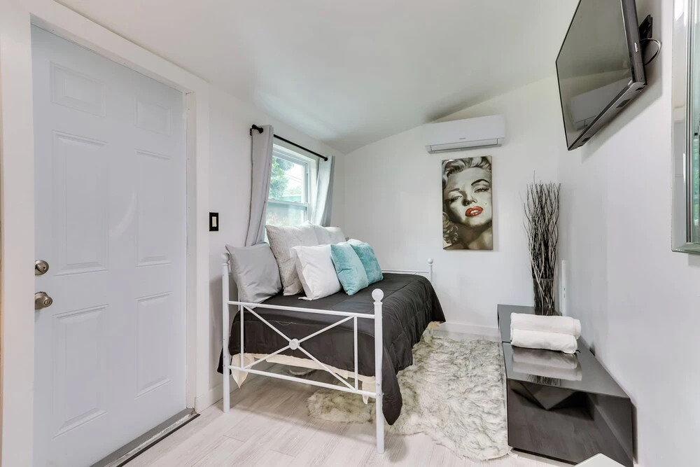 Stylish Miami Home: 2 Mi to Intracoastal Waterway!
