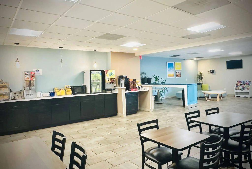Days Inn Alexandria by Wyndham