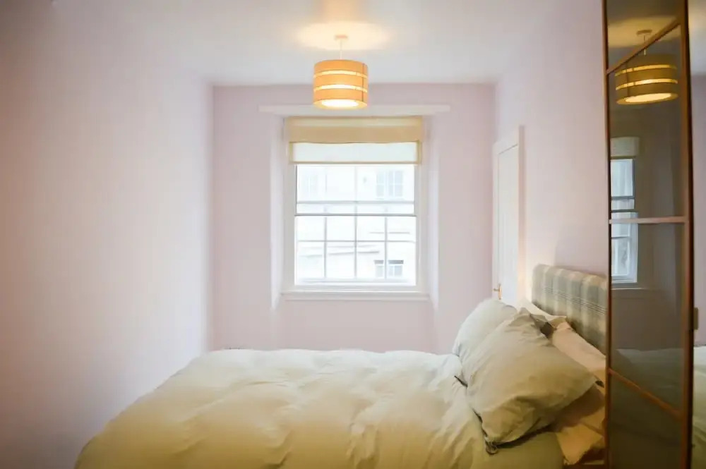 Bright 1 Bedroom Meadows Home