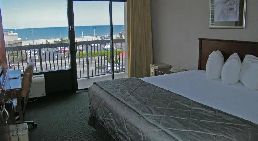 Neptune Park Inn