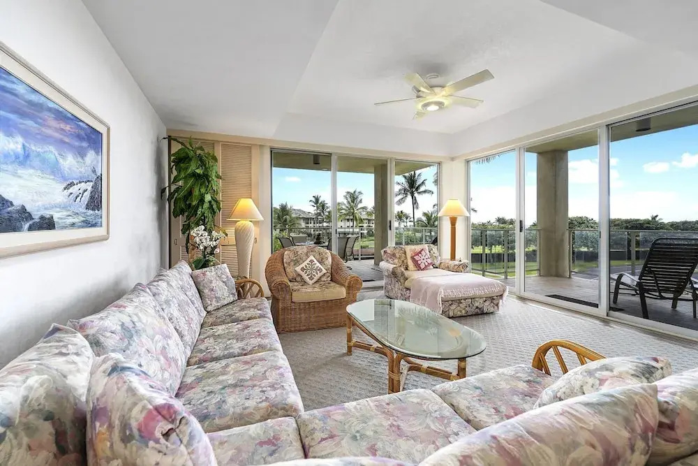 Vista Waikoloa B-206 2 Bedroom Condo by RedAwning