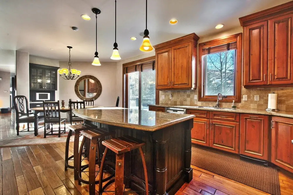 Snowcloud Escape by AvantStay 5 Mins from Deer Valley Resort-Snow Park Lodge Main Street