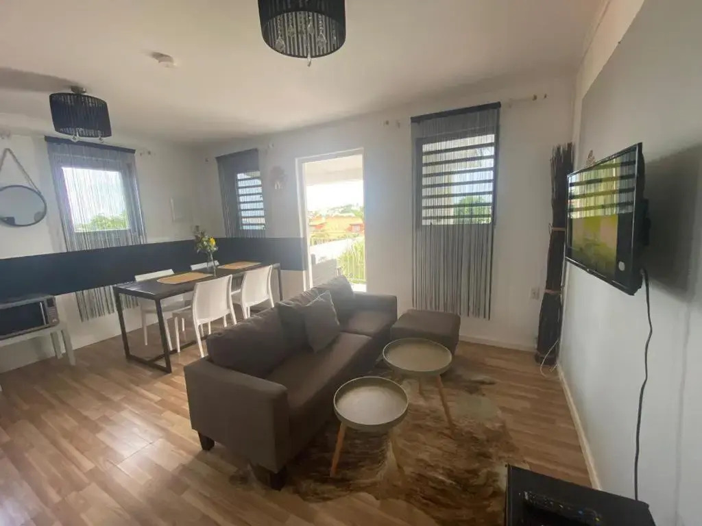 Top location swimming pool, playground & nearby beaches - 4Blessings Curacao