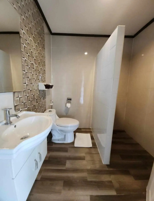 The Tamnan Pattaya Hotel & Resort