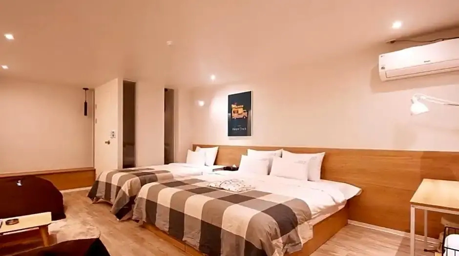 Vins 70 Hotel