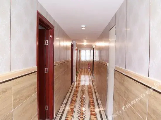 Wudangshan Shuidu Hotel