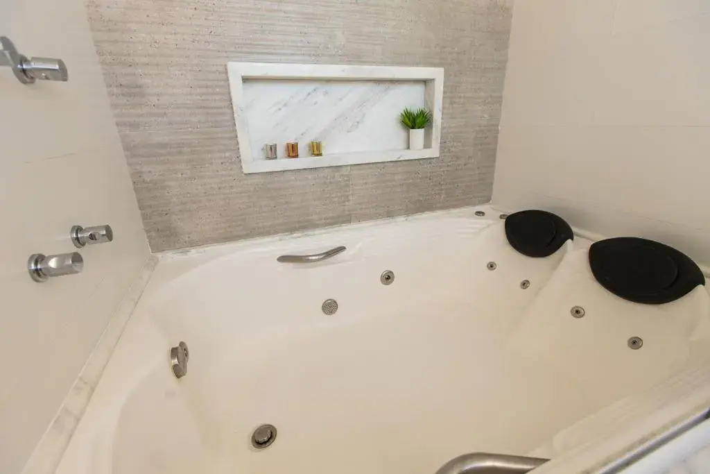 BM Hotel