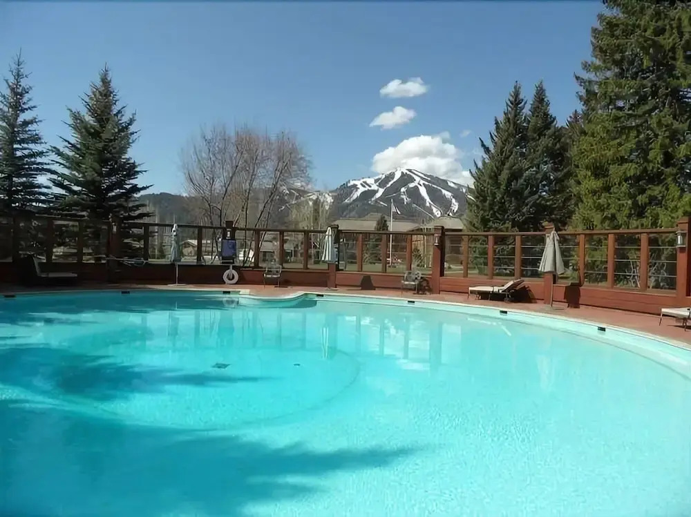 Dollar Meadows #1376 - 2 Br Condo