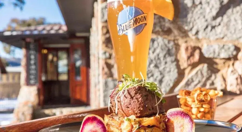 Berntis Mountain Inn