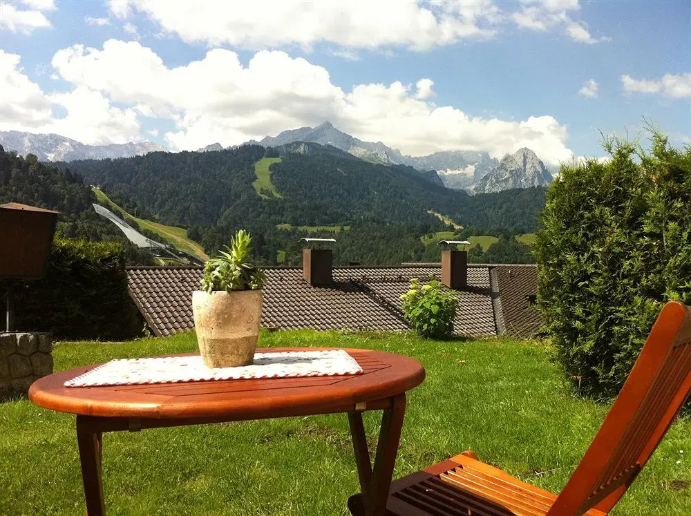 Zur Schönen Aussicht Hotel garni