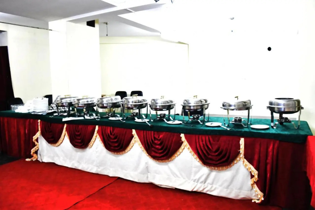 Hotel Satkar Residency - Riverside Old Manali
