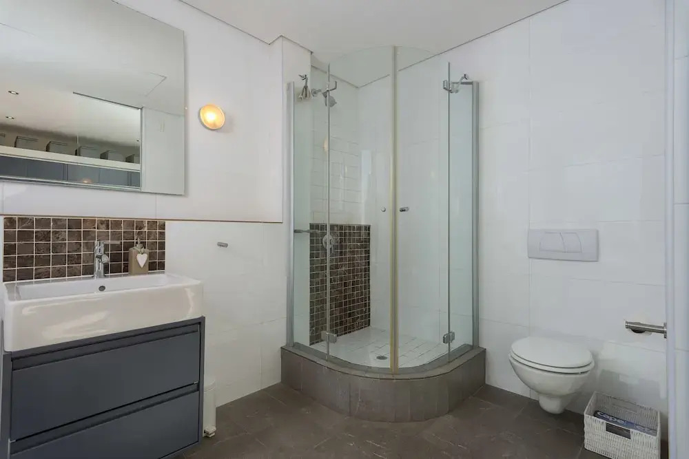 Cartwrights CNR 2 Bed Apartments