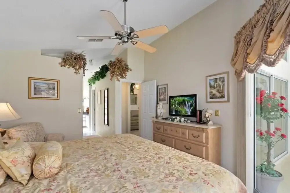 Hampton Lakes 4 Bedroom Home Private Pool 15 Min to Disney