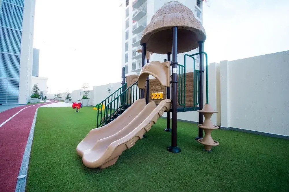 Real View Towers E703 by Casago