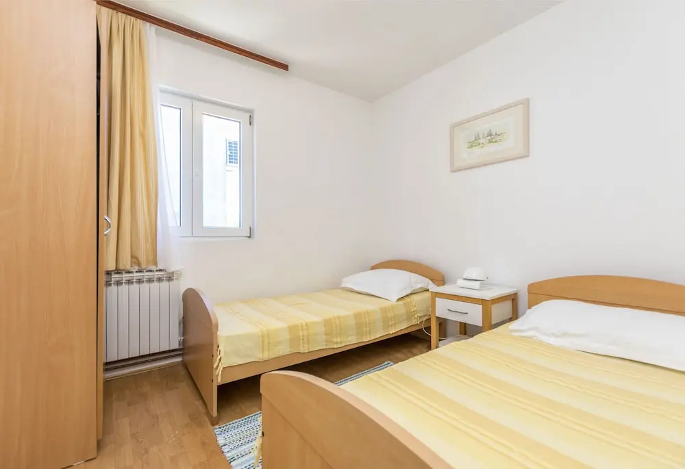 Apartments Ljubomir
