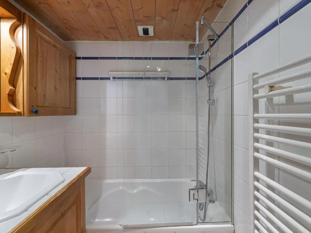Appartement Méribel, 3 pièces, 4 personnes - FR-1-566-37