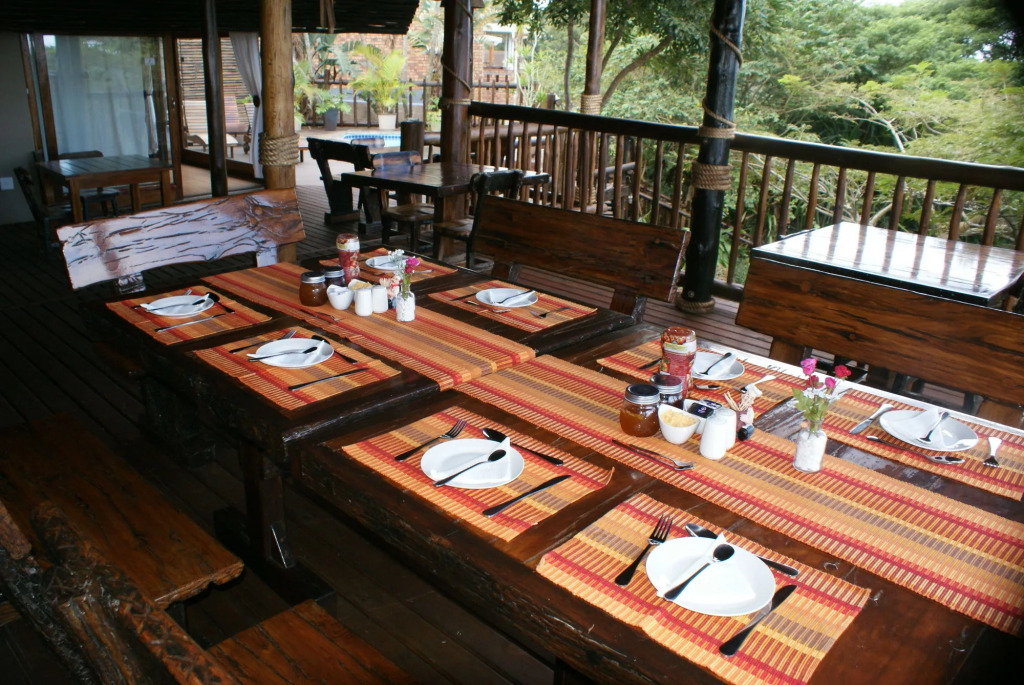 Ndiza Lodge and Cabanas
