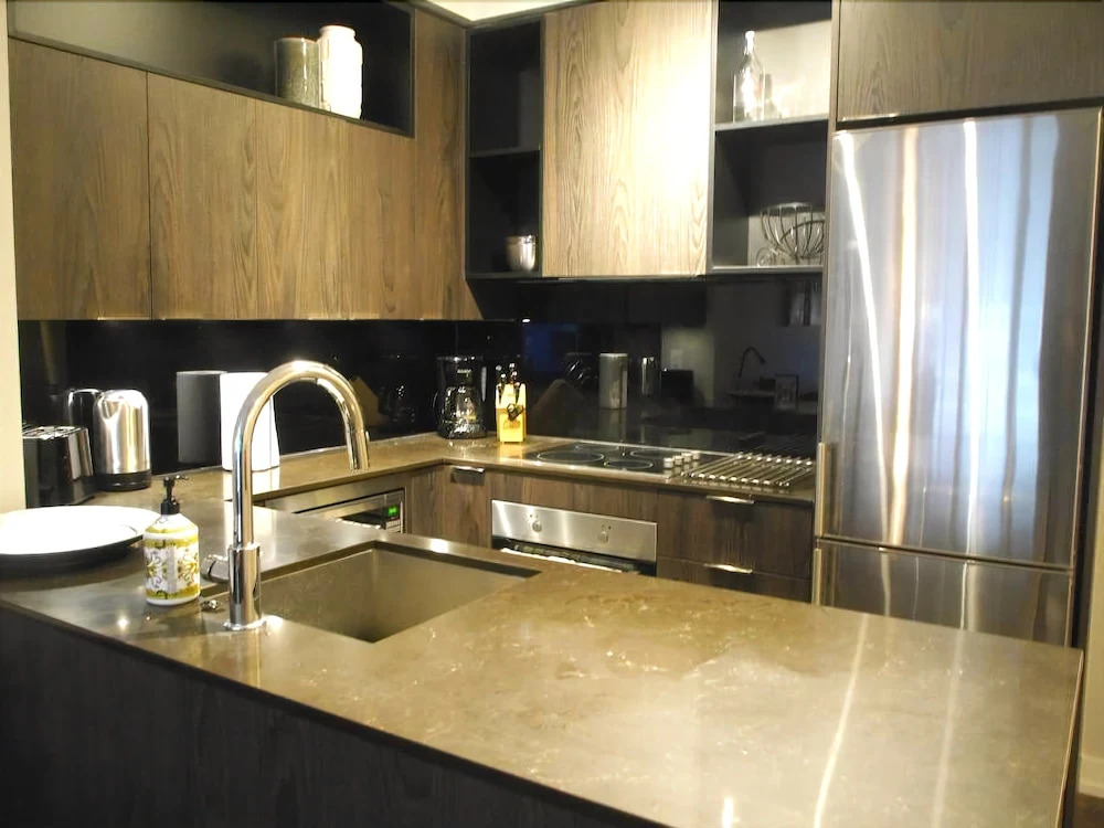 Newly Decorated Large 1BR