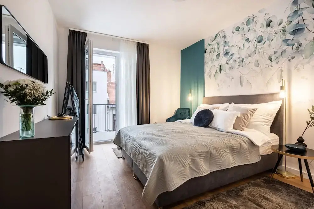 Rose Garden Residence - Boutique Apartments in City Center