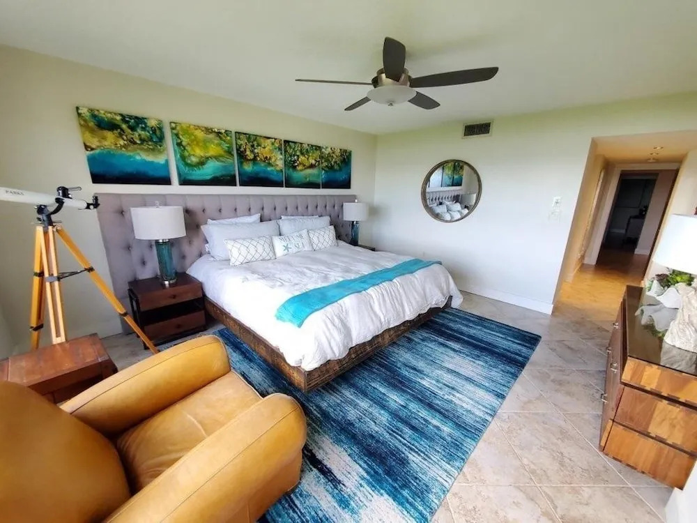 Sand Dollar 101 3 Bedroom Condo by RedAwning