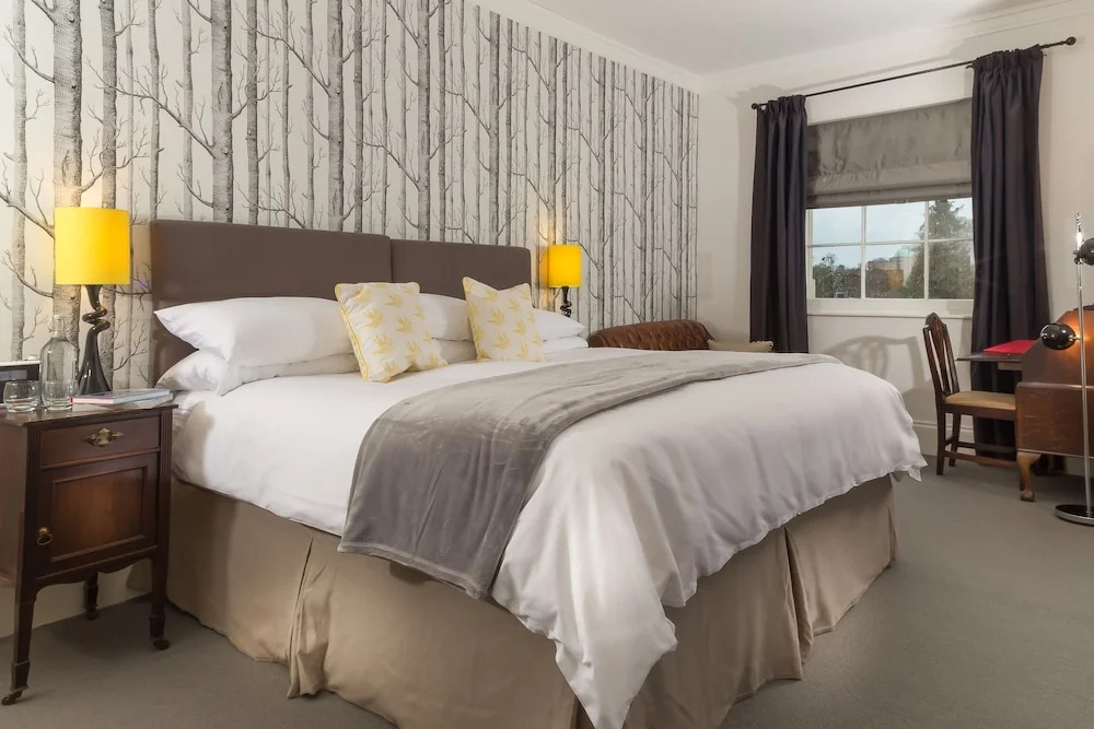 Ravenhurst Bed and Breakfast