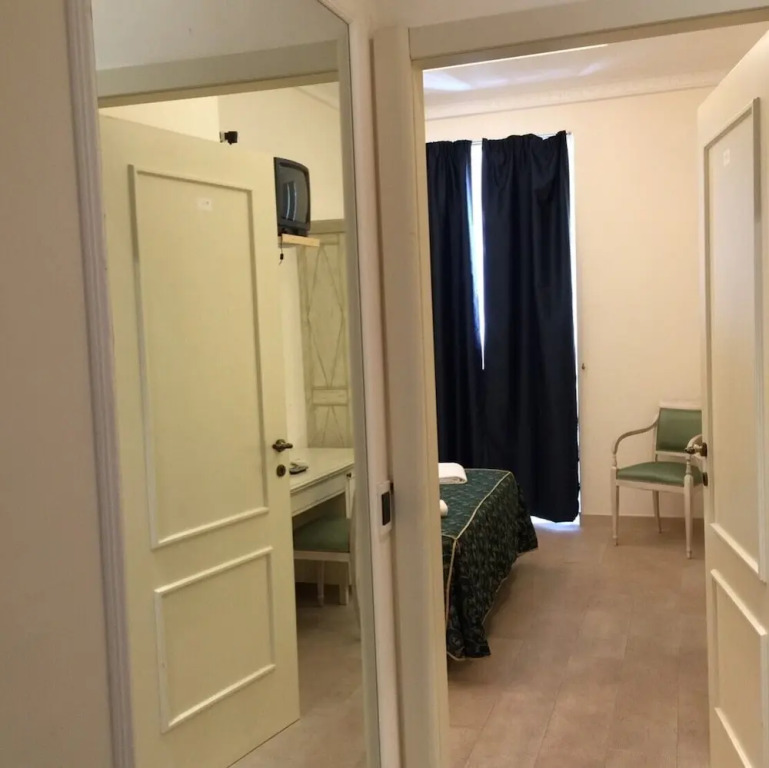 Hotel Champagne Palace