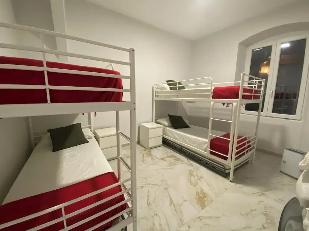 Hostel Bosmi Bed&Language Liguria