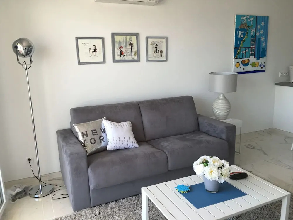 Modernized Apartment in Antibes with Terrace
