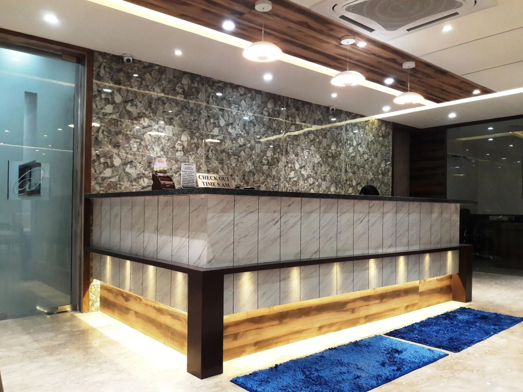 Hotel Ashray Inn Express