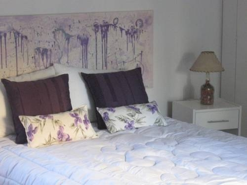 Reyna Violeta Bed & Breakfast