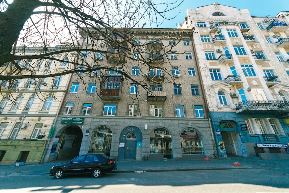 Luxrent apartments на Льва Толстого