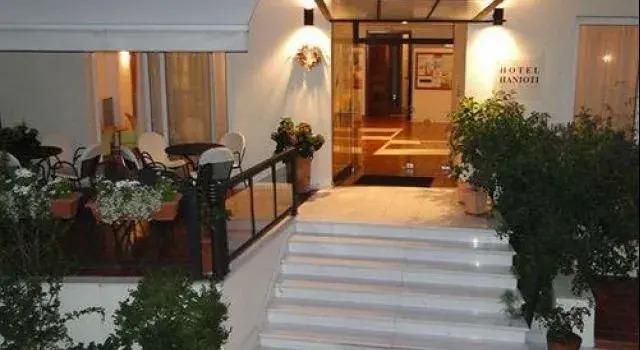Hanioti hotel