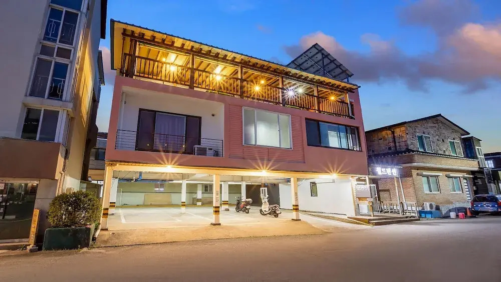 Sokcho World Pet-Friendly  Pension