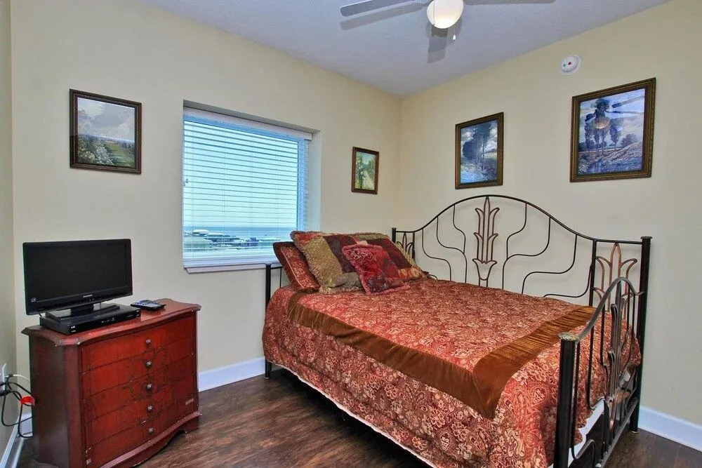 Sanibel 1007 - 3 Br condo