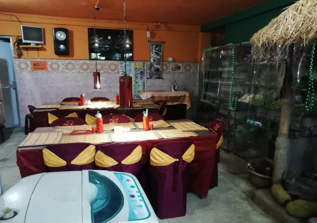 Cool Land Hot Hut
