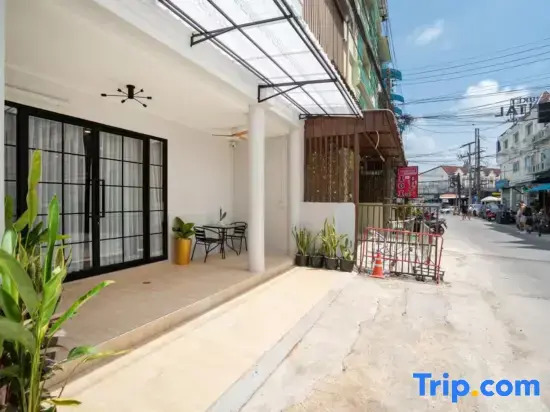 Wink House Patong Phuket 4B