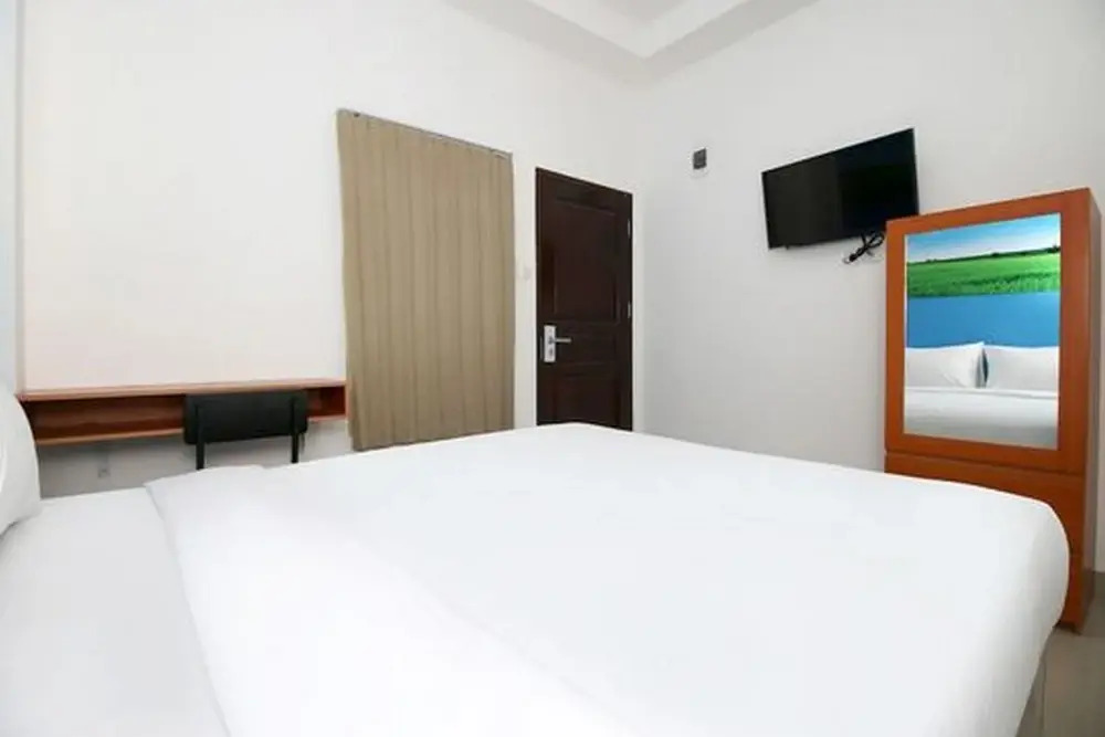 RedDoorz Plus Syariah @ Polamas Andalas