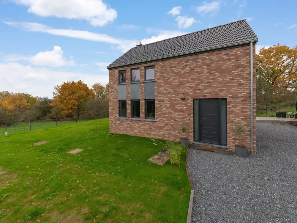 Holiday home in Noiseux with fenced garden