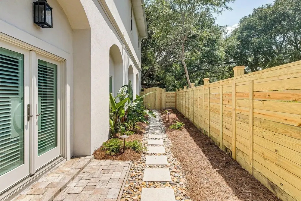 Spacious Jekyll Island Home: Steps to the Ocean!