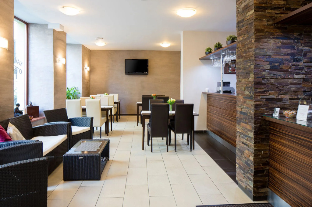 Hotel Cyro