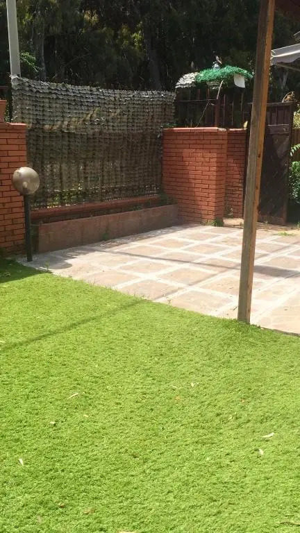 Charming house in Laura with fenced garden