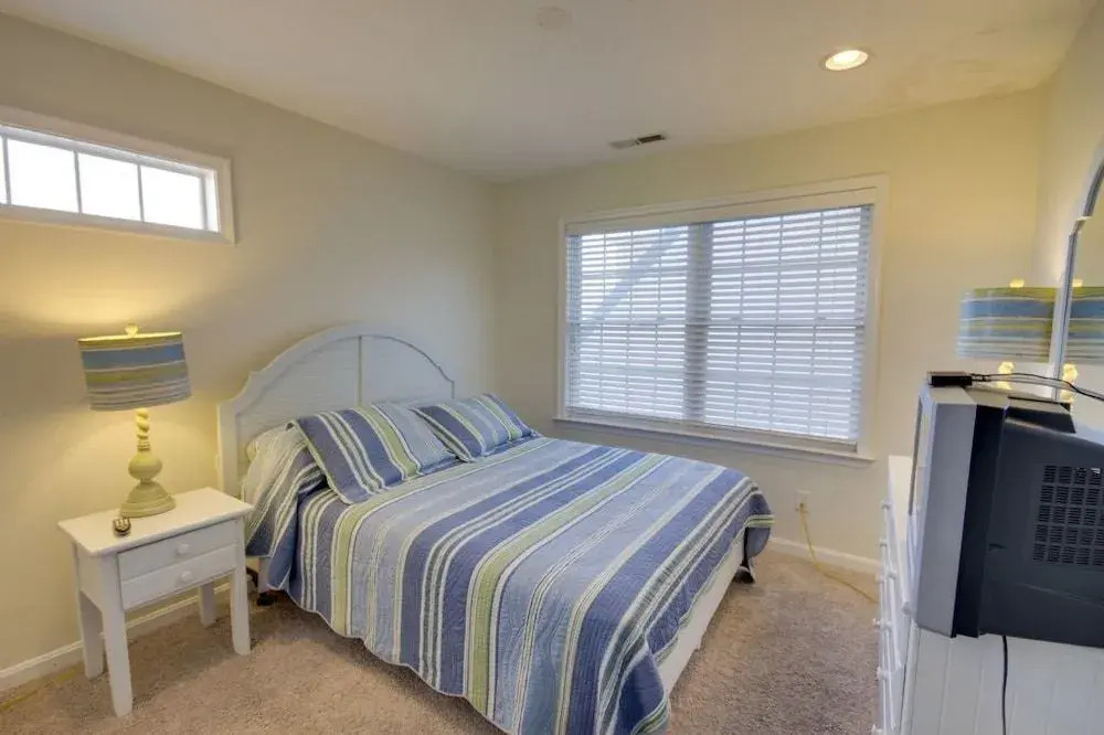 Boards Edge 101 - 4 Br Townhouse