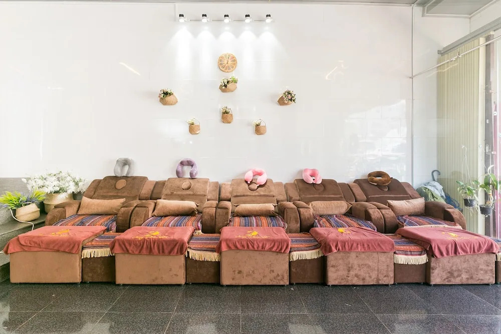 T90 Guest House